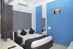 R one Hotel By Ballfin, Indore